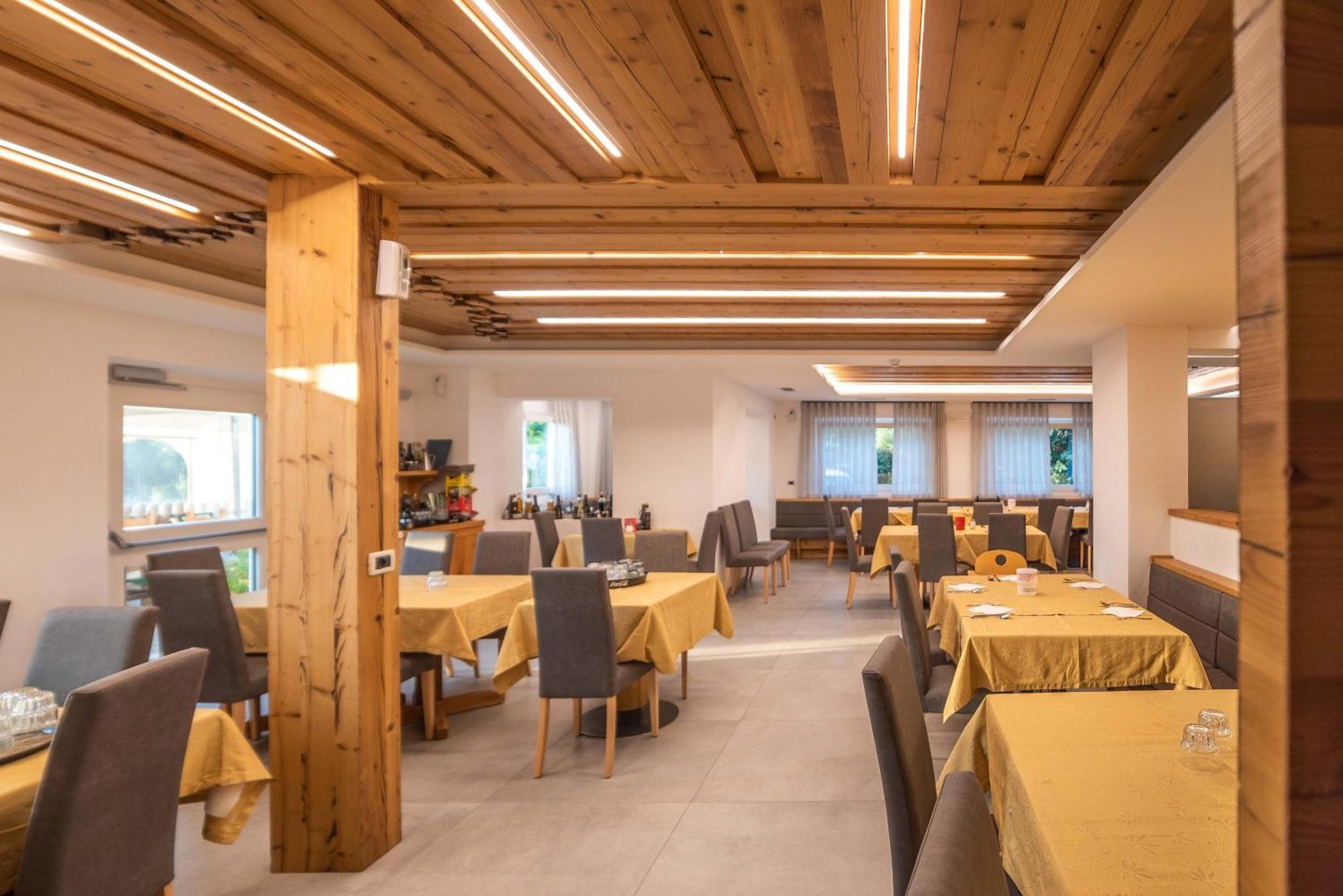 Hotel Niagara Ossana Zewnętrze zdjęcie
